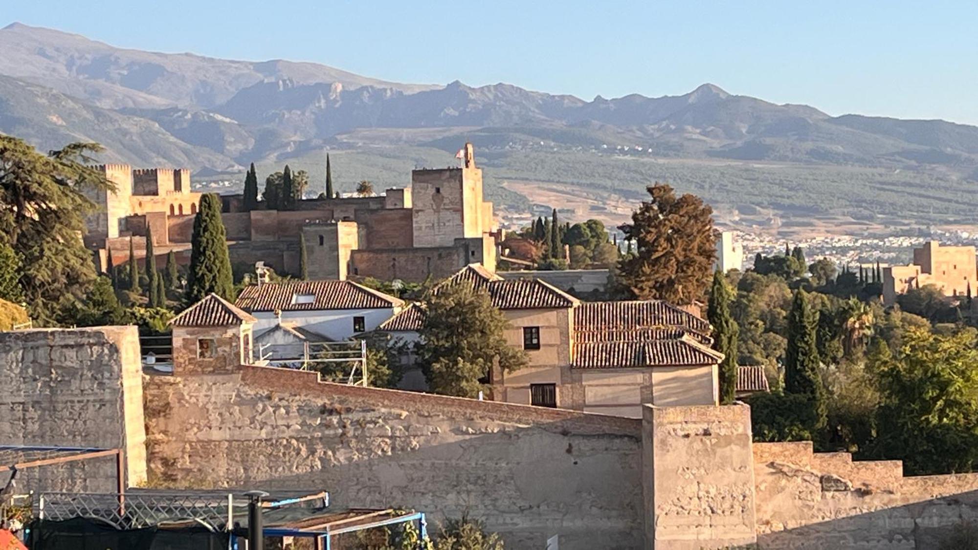 LA ALBERQUILLA Agradable casa rural con piscina Villa Quéntar Exterior foto